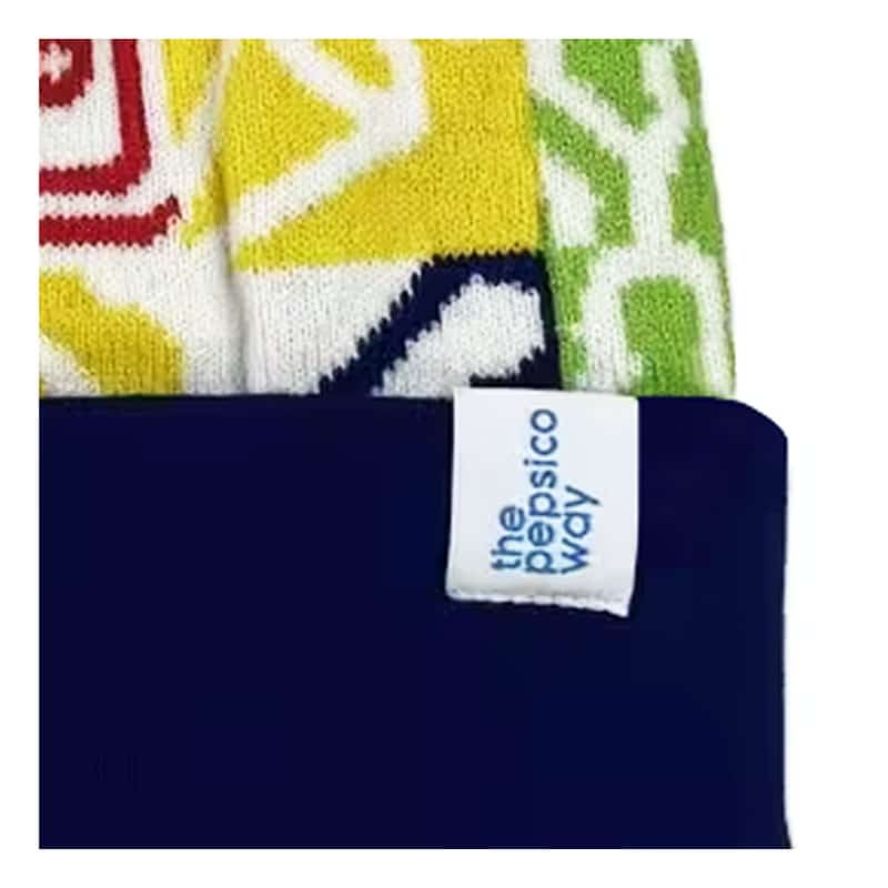 Mutsen-met-label-bedrukken,-mutsen-met-eigen-label