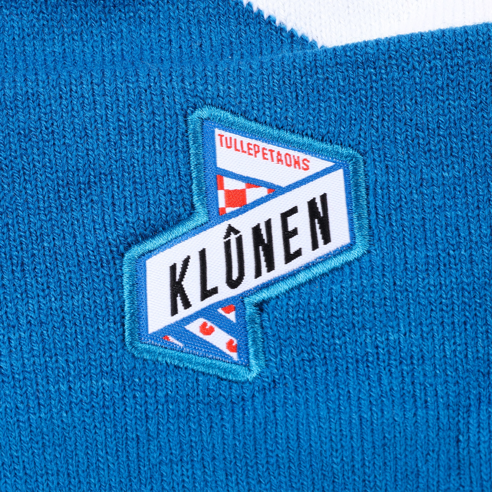 Mutssen met embleem, mutsen met geweven. embleem, mutsen met embleem