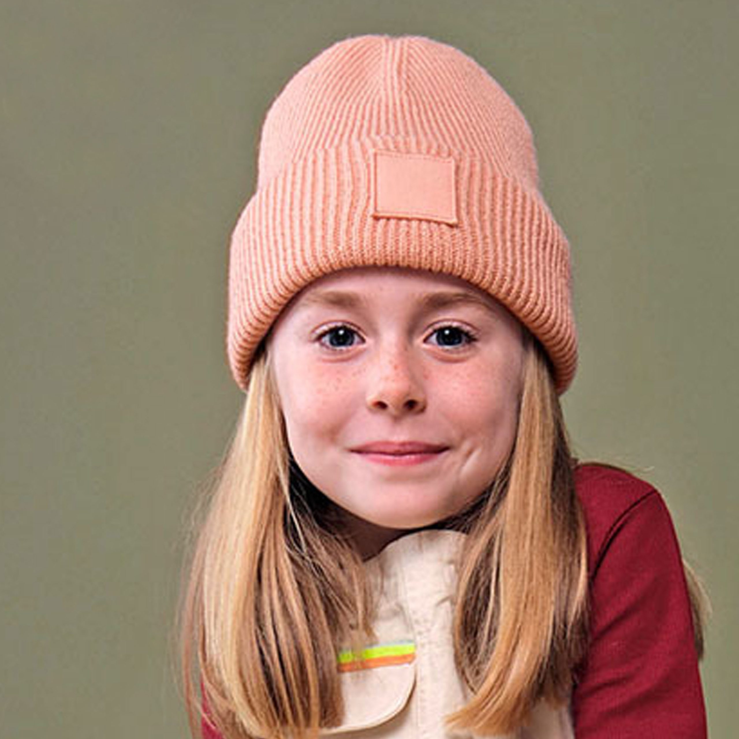 Kindermuts-met-vierkante-patch-bedrukt